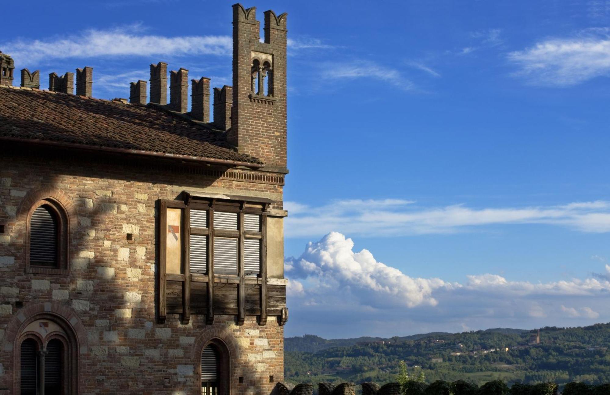 Castello Di Gabiano Villa Exterior photo