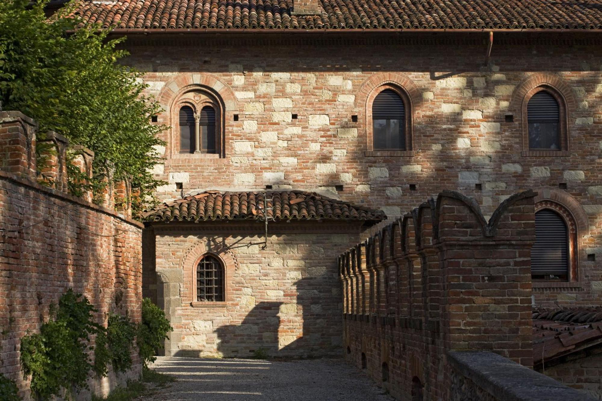 Castello Di Gabiano Villa Exterior photo