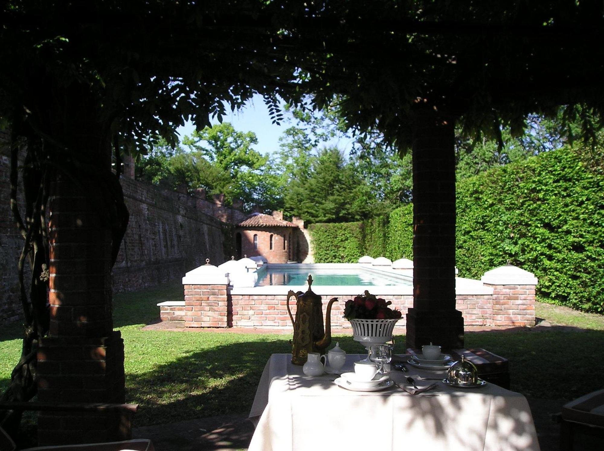 Castello Di Gabiano Villa Exterior photo