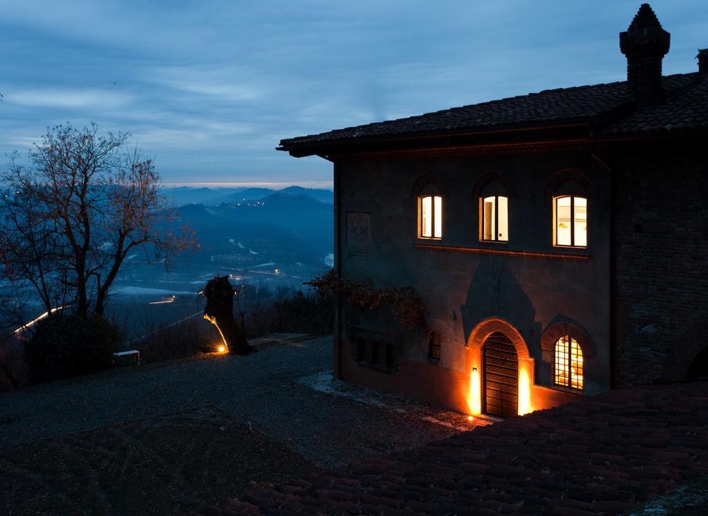 Castello Di Gabiano Villa Exterior photo